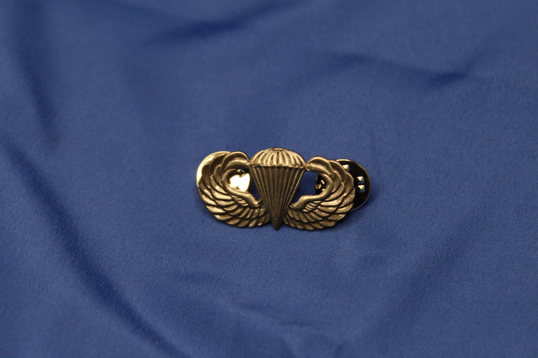 Army Paratrooper Hat Pin